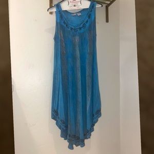 Embroidered flowy dress for girls